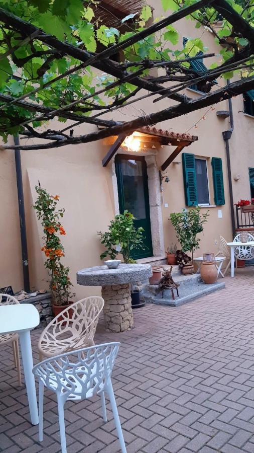 Agriturismo Alveare ฟีนาเลลีกูเร ภายนอก รูปภาพ