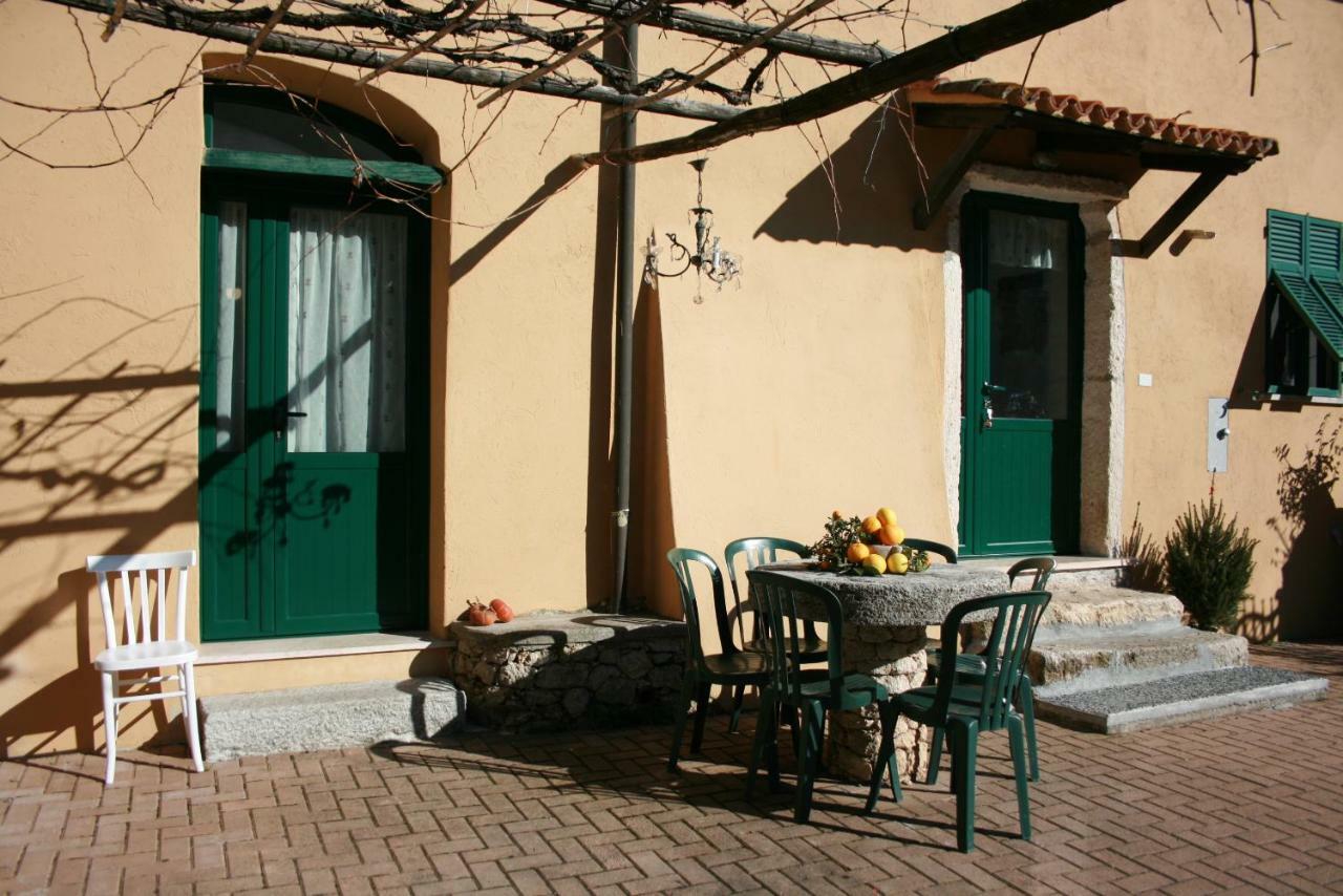 Agriturismo Alveare ฟีนาเลลีกูเร ภายนอก รูปภาพ
