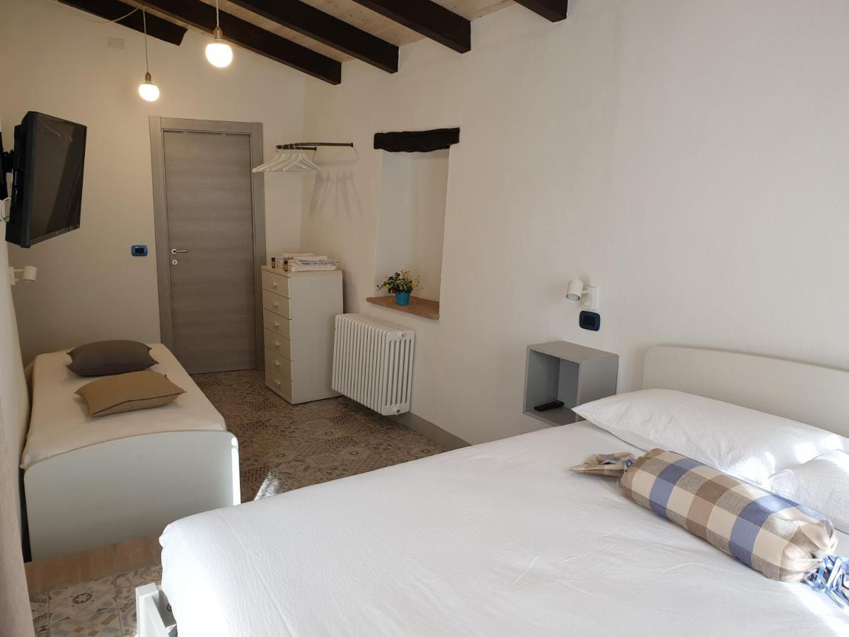 Agriturismo Alveare ฟีนาเลลีกูเร ภายนอก รูปภาพ